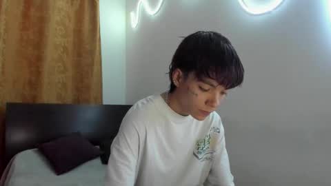 nico online show from January 11, 5:49 pm