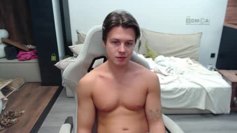 Snapshot of sunny1girl chatting on October 23, 2:20 pm Alice and Sergey online show from October 23, 2:20 pm