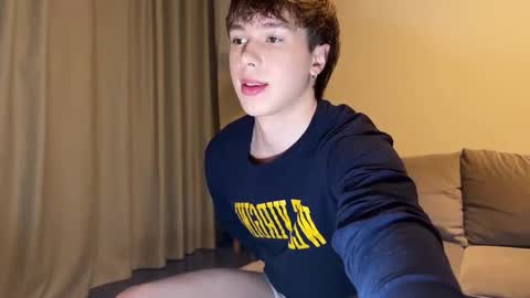 sunshinealex online show from December 14, 5:47 am