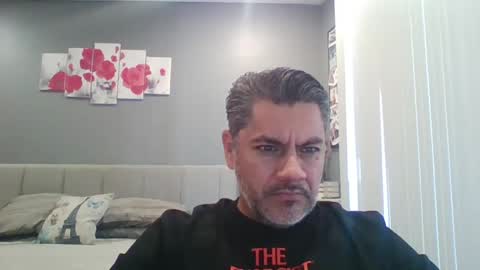 supernovarise online show from March 1, 5:27 pm