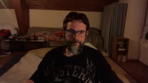 supersquirrel81 online show from October 4, 5:40 pm