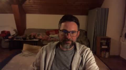 supersquirrel81 online show from November 21, 8:41 pm