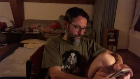 supersquirrel81 online show from September 8, 8:08 pm