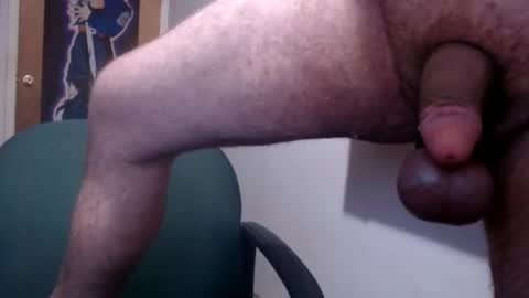 Snapshot of swallowscuum chatting on October 22, 5:11 am CuumsTooMuch online show from October 22, 5:11 am