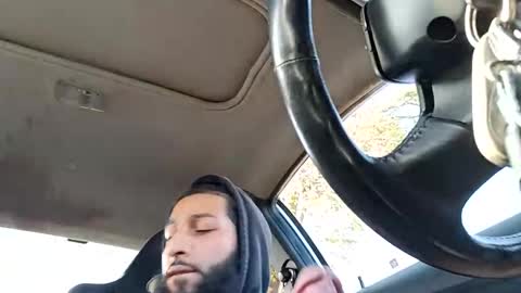 Snapshot of swanginrod chatting on October 19, 10:35 pm swanginrod online show from October 19, 10:35 pm