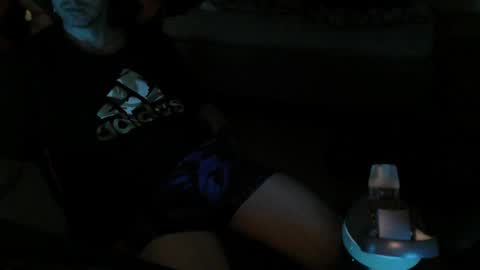 Snapshot of swe9090 chatting on February 23, 4:11 am swe9090 online show from February 23, 4:11 am