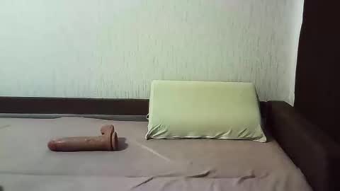 Snapshot of sweeeettt___ chatting on October 5, 11:36 am sweeeettt___ online show from October 5, 11:36 am