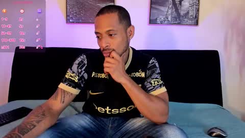 alessandre online show from December 13, 7:42 pm