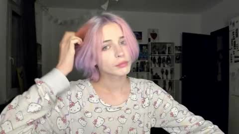 kira online show from October 23, 10:02 pm