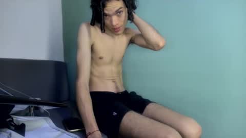 Tippot and Germaine online show from December 21, 3:03 am