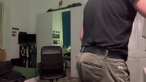 Snapshot of sweetandstrongjoy chatting on January 4, 6:30 pm sweetandstrongjoy online show from January 4, 6:30 pm