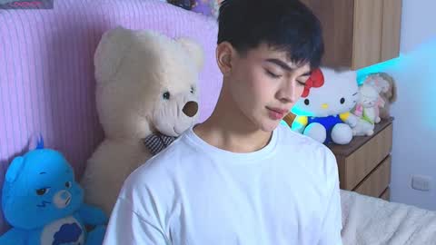 Neffer online show from December 23, 3:04 am