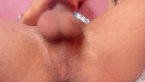 Snapshot of swettcabol chatting on December 28, 7:33 pm swettcabol online show from December 28, 7:33 pm