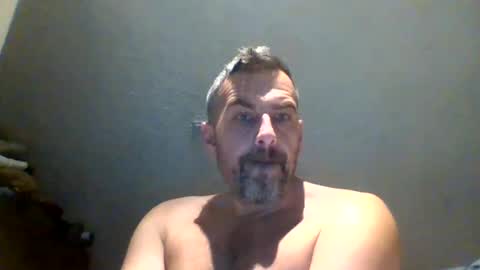 swinger_men_austria online show from December 22, 5:32 pm