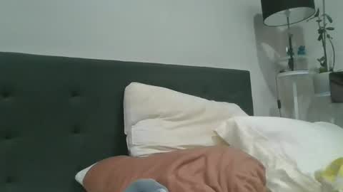 sxylegsturnmeon online show from October 25, 11:34 am