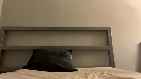 t0mmy305792 online show from October 22, 7:49 pm