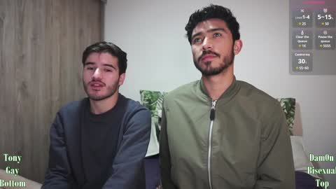 t0ny_wylie online show from January 11, 11:45 am