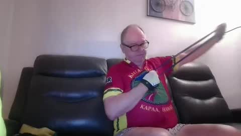 tacrunner66_ online show from February 9, 3:23 pm