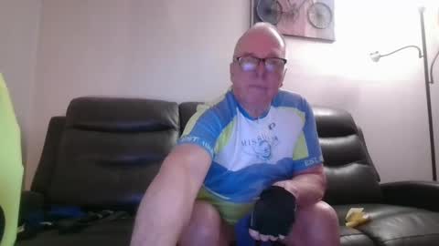 tacrunner66_ online show from January 21, 2:55 pm