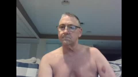 takeitalldown101 online show from January 12, 10:12 pm