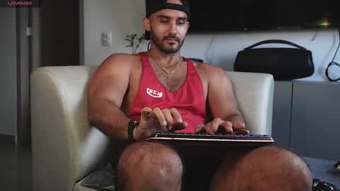 Tarek online show from November 11, 9:09 pm