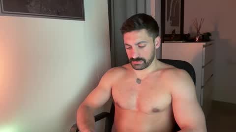 tarquit8 online show from February 9, 9:41 pm