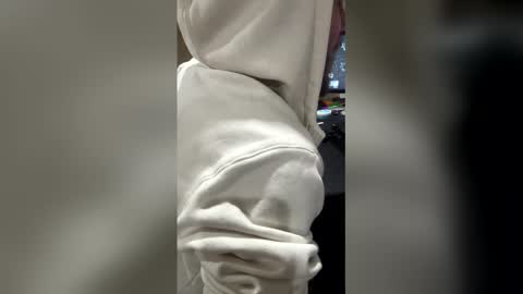 tatdadcumming online show from April 23, 5:56 am