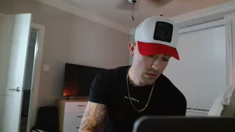 tattedlatino1 online show from December 29, 1:56 am