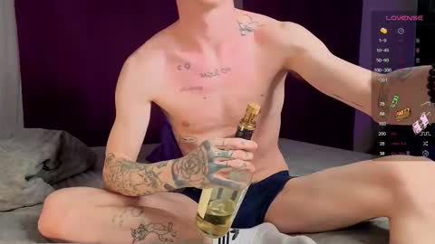 Alex but u can call me Theo online show from November 28, 11:50 pm