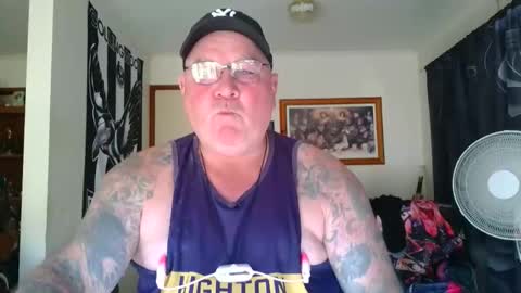 tattzsexy online show from March 4, 5:14 am