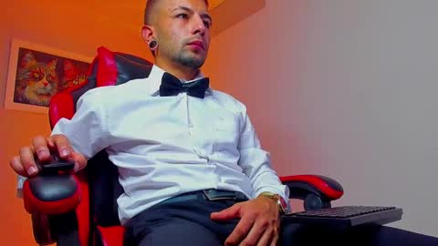 tayer_bennet online show from September 16, 11:27 pm