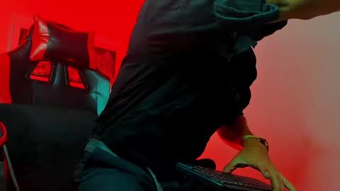 tayer_bennet online show from October 6, 7:40 pm