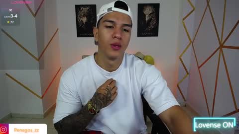 Snapshot of taylor_johnn chatting on February 19, 8:20 pm Penagos zz    online show from February 19, 8:20 pm
