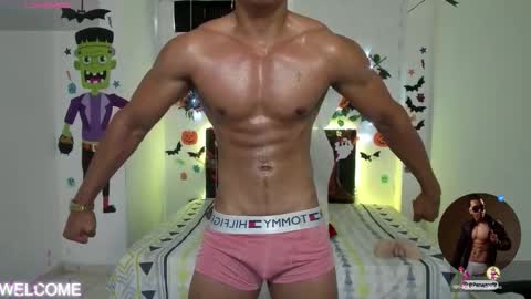 Snapshot of taylor_johnn chatting on October 12, 9:09 pm Penagos zz    online show from October 12, 9:09 pm