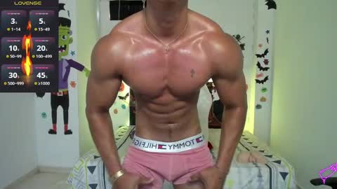 Snapshot of taylor_johnn chatting on December 11, 2:50 pm Penagos zz    online show from December 11, 2:50 pm