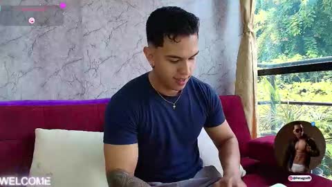 Snapshot of taylor_johnn chatting on October 2, 1:59 pm Penagos zz    online show from October 2, 1:59 pm