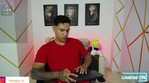 Snapshot of taylor_johnn chatting on January 23, 8:13 pm Penagos zz    online show from January 23, 8:13 pm