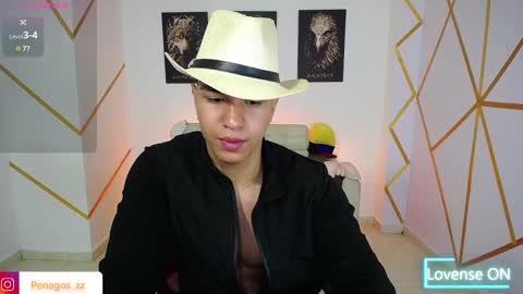 Snapshot of taylor_johnn chatting on February 21, 3:10 pm Penagos zz    online show from February 21, 3:10 pm