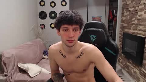 Teddy online show from November 19, 5:46 pm