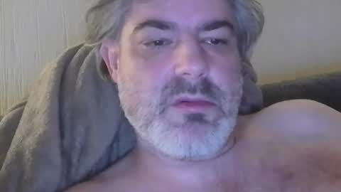 Peter online show from April 8, 2:01 am