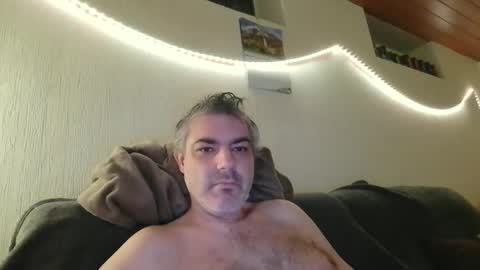 Snapshot of teeforyou chatting on October 23, 2:37 am Peter online show from October 23, 2:37 am