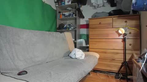 Virg Lszl online show from October 9, 6:57 pm