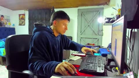 teoyes_ online show from November 8, 12:03 am