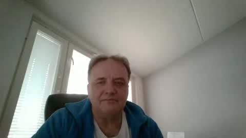 Snapshot of tero007 chatting on February 6, 9:22 am tero007 online show from February 6, 9:22 am