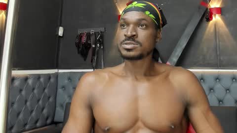 terranze_z online show from November 21, 9:36 pm