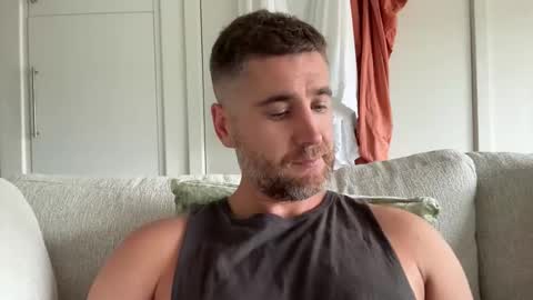 thataustralianguy11 online show from March 1, 3:50 am