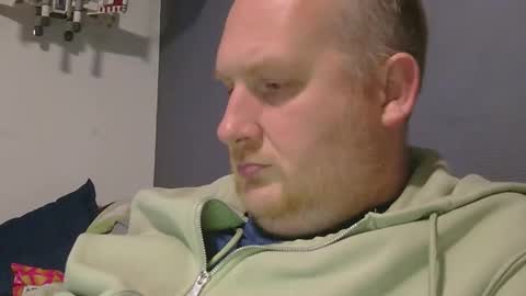 the007146368 online show from March 30, 7:48 pm