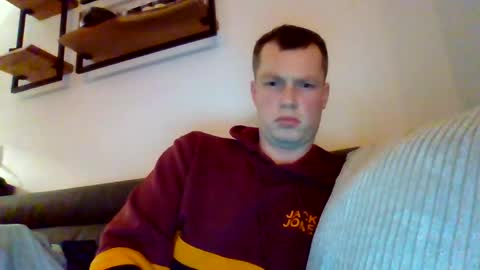 Dennis online show from February 8, 8:57 pm