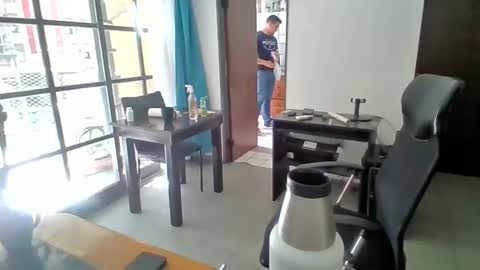 Snapshot of the_dark_knive_ chatting on October 5, 6:12 pm the_dark_knive_ online show from October 5, 6:12 pm