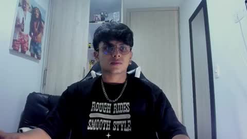 Snapshot of the_weed_guys chatting on October 16, 4:20 am Danny online show from October 16, 4:20 am